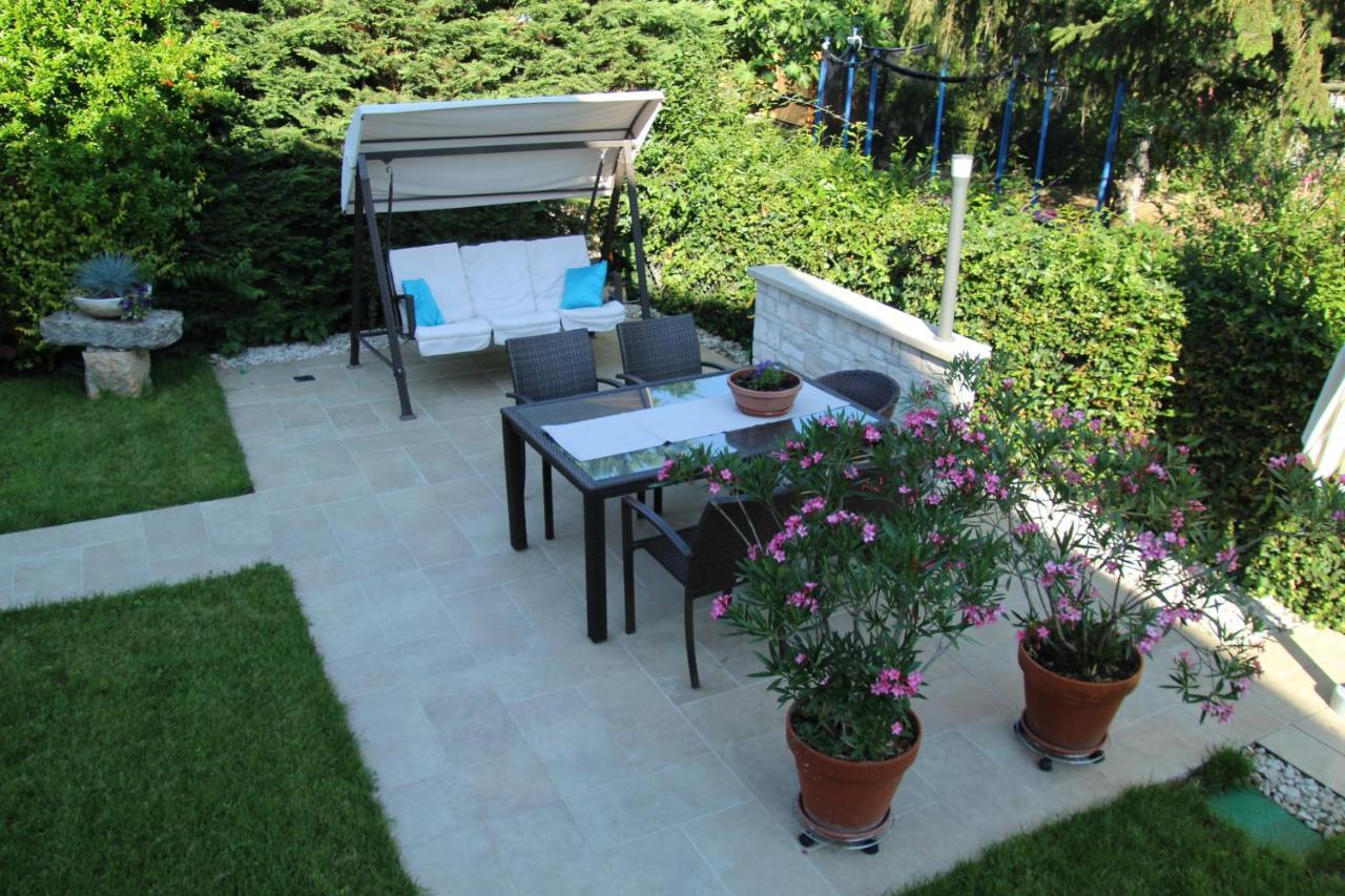 Apartments Eva Umag Exterior foto